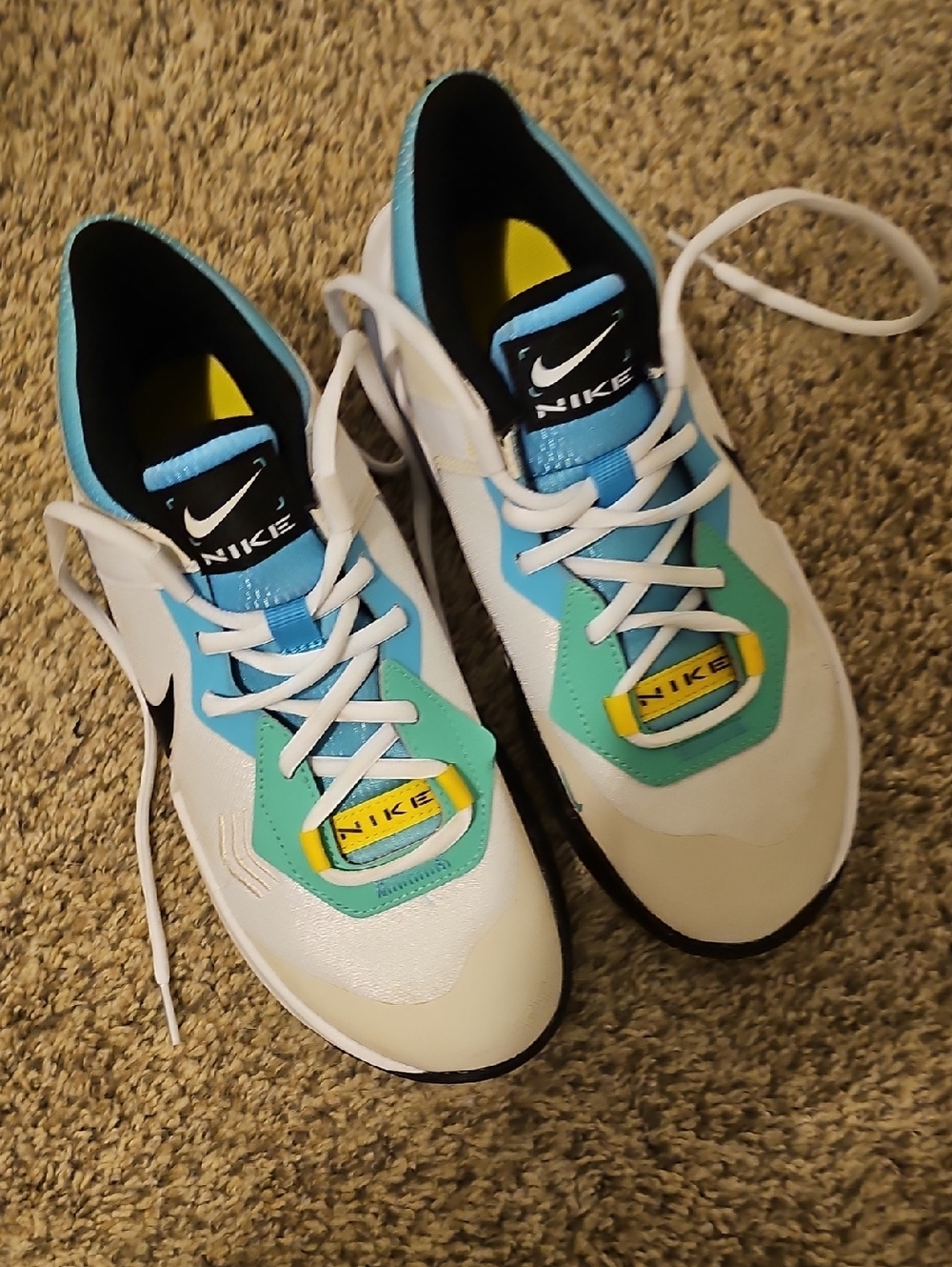 Nike White, Teal & Yellow Running Sneakers